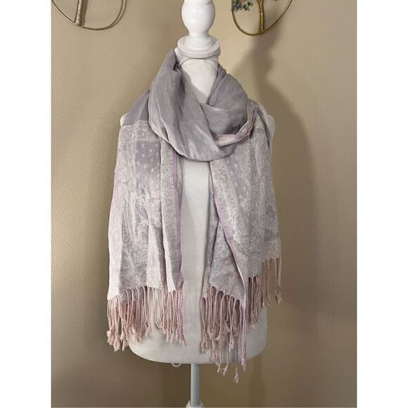 Bindya Pale Pink Gray Paisley Scarf w Fringe - Picture 1 of 9